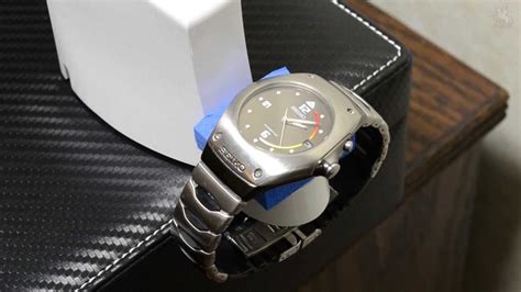 seiko kinetic induction charger.